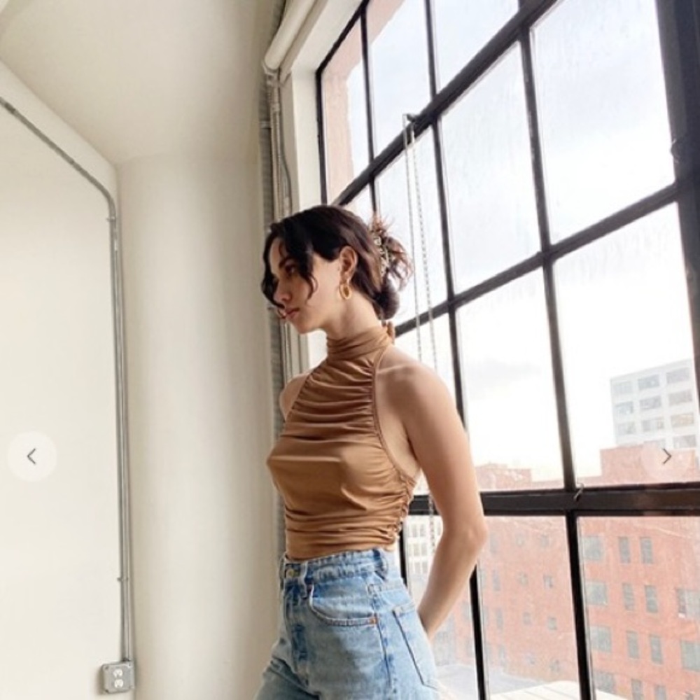 COCOA RUNCHING HALTER TOP - Picture 5 of 6